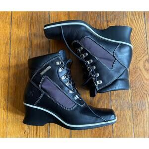 TIMBERLAND Wedge Square Toe Black Ankle Boots sz 5.5